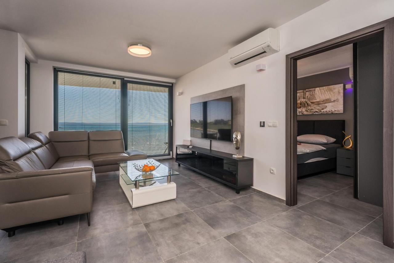 Jimmys Beach direkt am Meer mit Pool Privlaka  Exterior foto