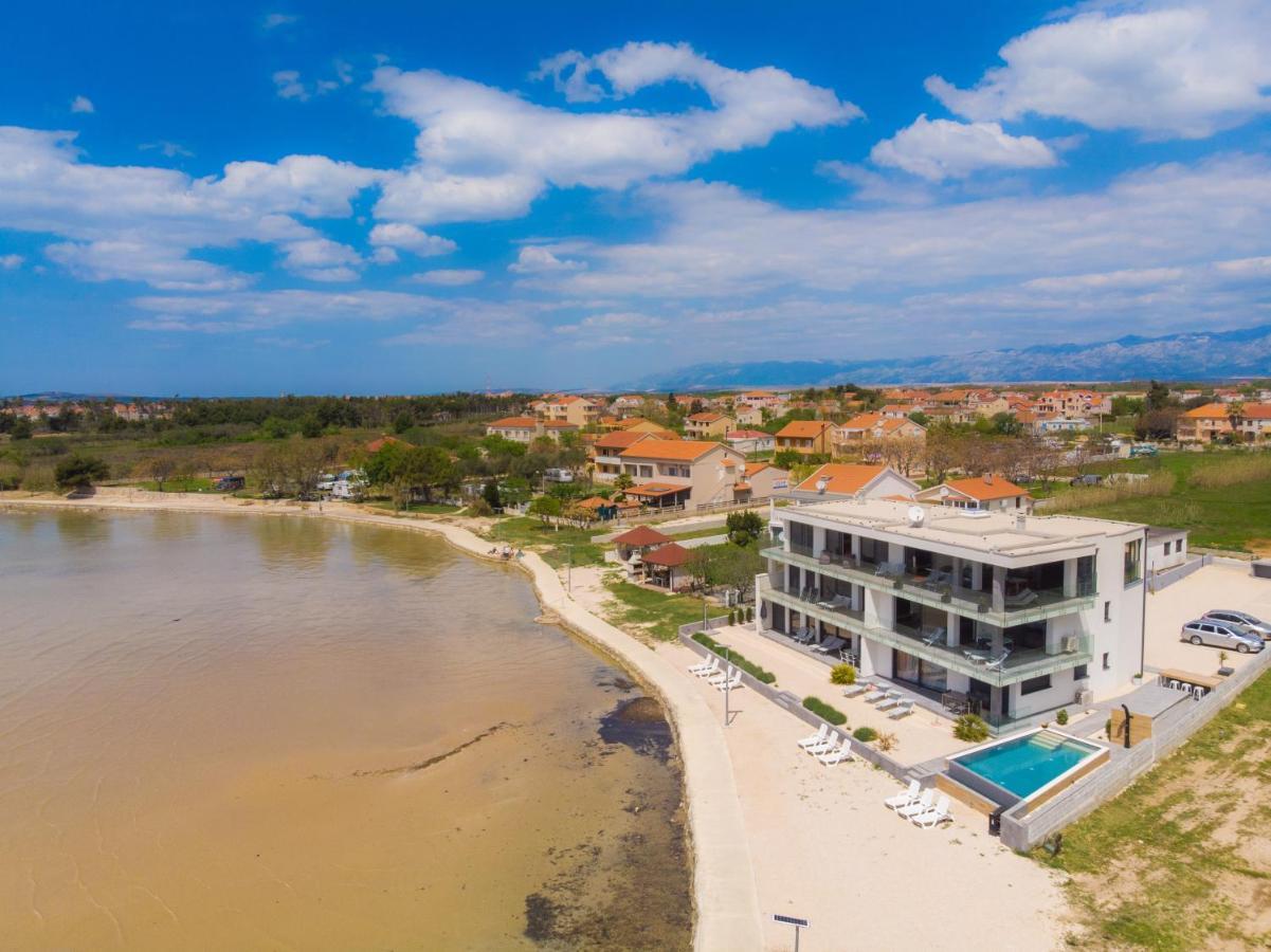 Jimmys Beach direkt am Meer mit Pool Privlaka  Exterior foto