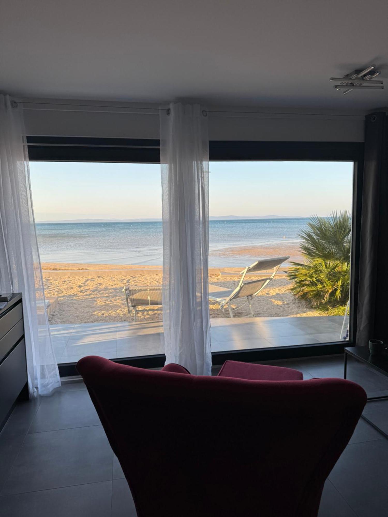 Jimmys Beach direkt am Meer mit Pool Privlaka  Exterior foto